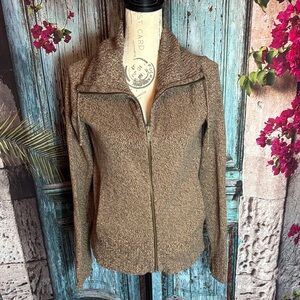 Jones New York Sport Zip up long sleeve jacket, size medium, excellent condition